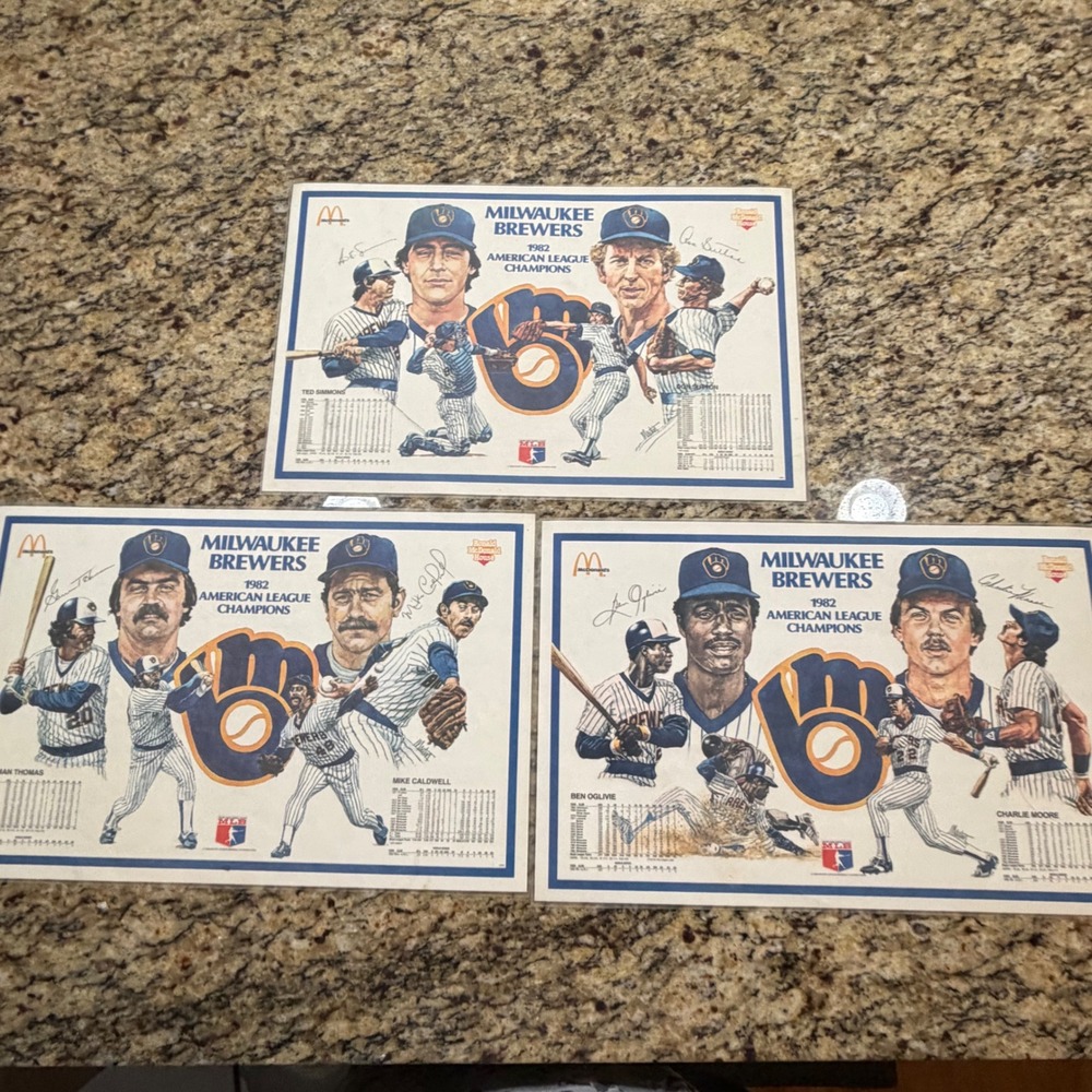 Vintage 1982 Milwaukee Brewers McDonalds Ronald McDonald House Placemats Set 3